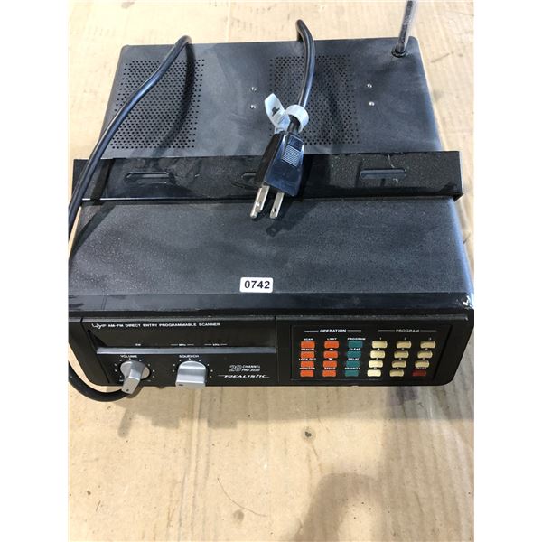 Lot of 1 20-Channel Pro 2020 Radioshack Realistic Scanner - Used - Powers On