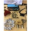 Image 1 : Lot of Assorted Home/Garden Decoration Pieces - Used