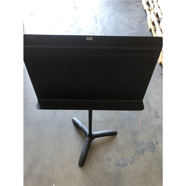 Lot of 1 Music Stand - Used