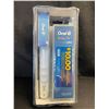 Image 2 : Lot of 1 Oral B Vitality Rechargeable Toothbrush - Brand New!