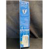 Image 3 : Lot of 1 Oral B Vitality Rechargeable Toothbrush - Brand New!
