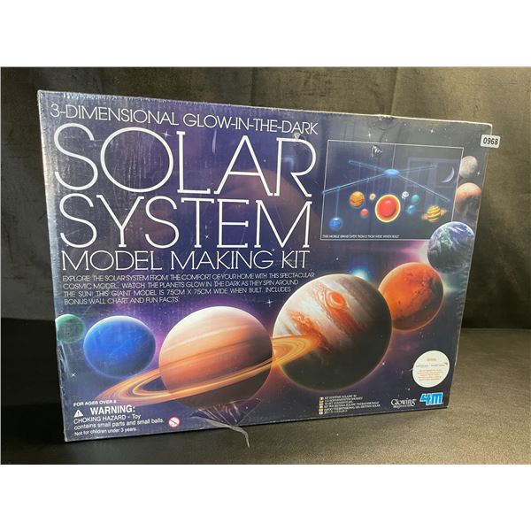 Lot of 1 3-Dimensional Glow-In-The-Dark Solar System Model Making Kit - Brand New!