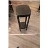 Image 1 : Display Stand - 35"H x 12" x 12"