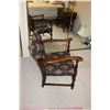 Image 2 : Vintage Wooden Chair - 25"W x 25 1/2"D x 32"H