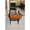 Image 3 : Vintage Wooden Chair - 25"W x 25 1/2"D x 32"H