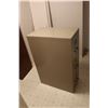 Image 3 : 3 Drawer Commodore Filing Cabinet - 15 1/4"W x 27"D x 40 1/2"H