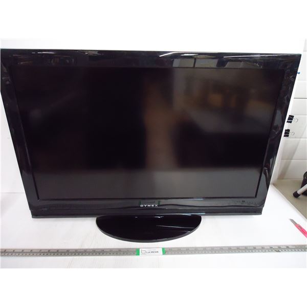 *Dynex 32" TV-with remote and powers on