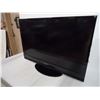 Image 3 : *Dynex 32" TV-with remote and powers on