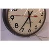 Image 3 : Westclox Vintage Electric Wall Clock - Untested