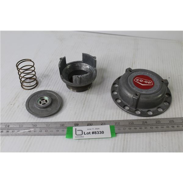 CO-OP Dixon Bayco Fuel Cap Assembly