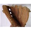 Image 3 : Vintage D R Baseball Glove