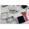 Image 2 : Pins, Small Boxes, Assorted Trinkets