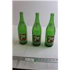 Image 1 : (3) Vintage 1940s Glass 7UP 28 fl oz Bottles