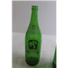 Image 3 : (3) Vintage 1940s Glass 7UP 28 fl oz Bottles
