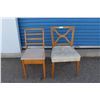 Image 1 : **(2) Wooden Dining Room Chairs