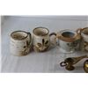 Image 4 : (2) Brass Trinkets, (4) Coffee Mugs, Sugar Holder