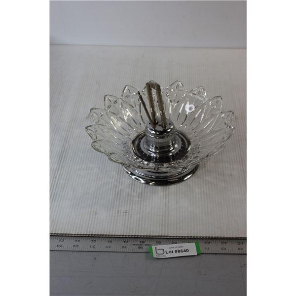 Glass Holder with Walnut Crusher