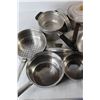 Image 2 : (5) Small Pots, (2) Pans