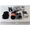 Image 1 : (7) Pairs of Socks, Pair of Gloves