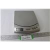 Image 1 : Taylor Lithium Digital Scale (working)