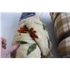 Image 2 : (2) Fall-Themed Blankets