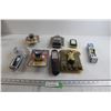 Image 1 : (8) Various Flashlights