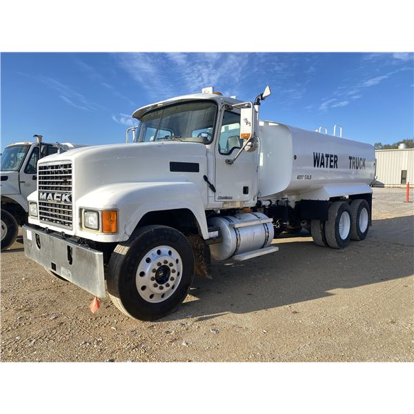 2007 MACK CHN613 Water Truck