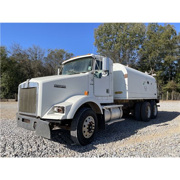KENWORTH T800B Water Truck
