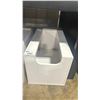 Image 1 : WHITE WATERBOX SINGLE DOOR AQUARIUM STAND ( 18"W X 17.5"D X 35.5"H )