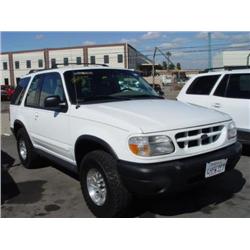 2000 Ford Explorer