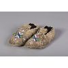 Image 2 : Sioux Moccasins Beaded Cross on Toe