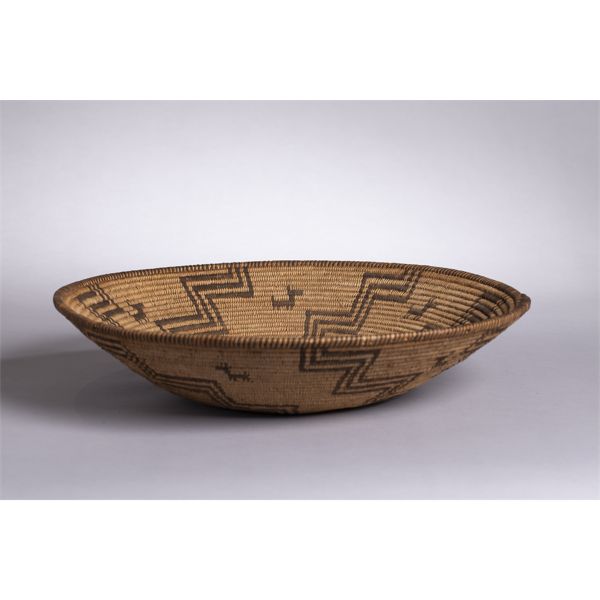 Western Apache Tray with 7 Dogs, Ca. 1930s