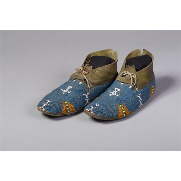 Cheyenne Moccasins