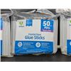 Image 2 : AdTech Crystal Clear Glue Sticks (3 x 100 sticks)