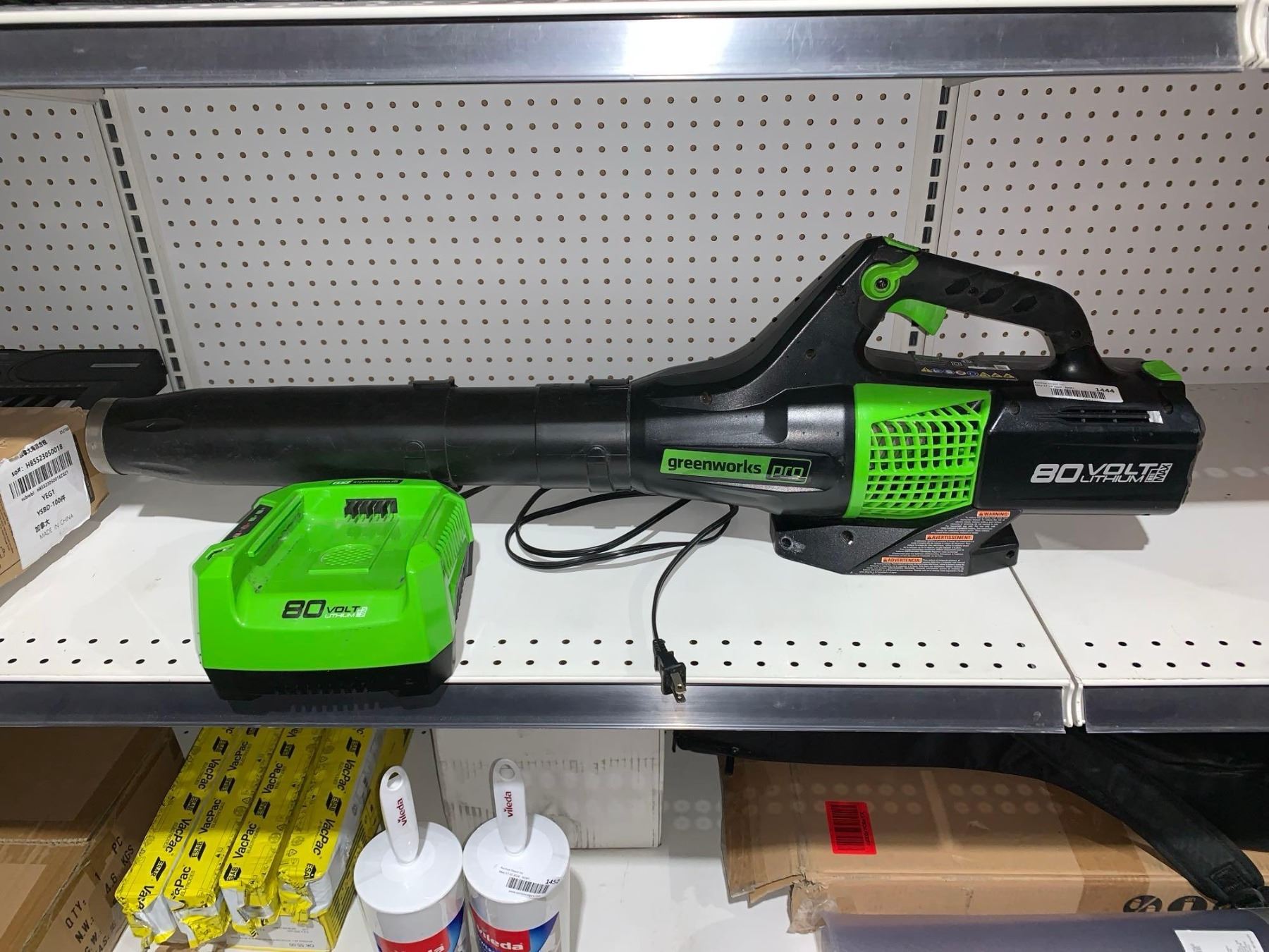 Greenworks Pro 80V Battery Powered Leaf Blower With Charger Greenworks pro 80v battery powered leaf blower with charger