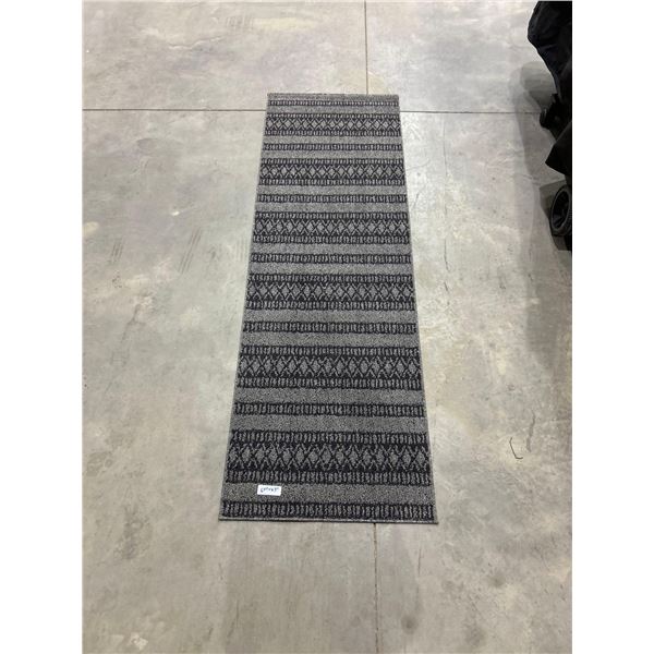 Non skid runway floor mat 6ft x 23"