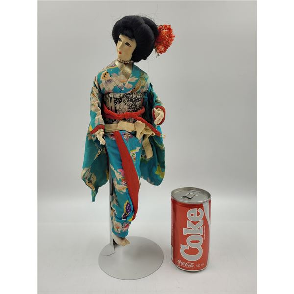 Vintage Geisha Figure