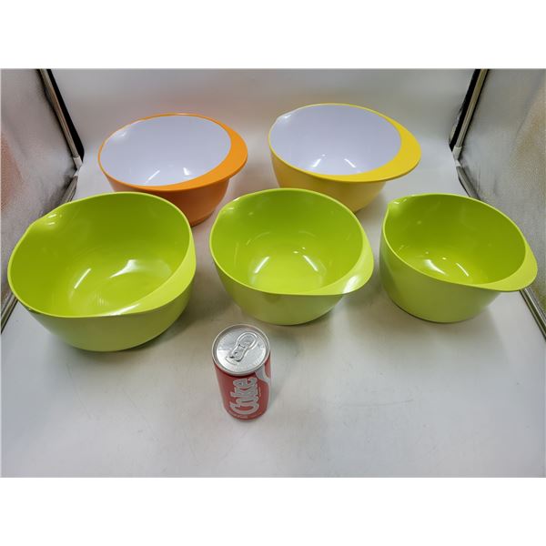 Colorful Kitchen and Rosti Mepal Melamine Mixing Bowls