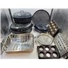 Image 1 : Baking/Roasting Pots and Pans