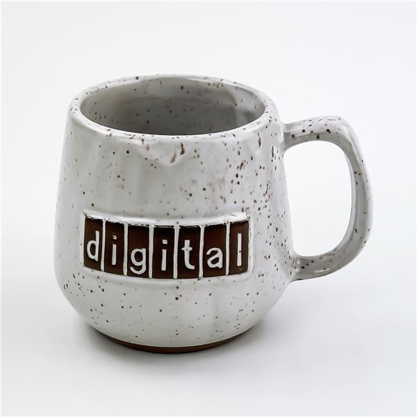 VINTAGE DIGITAL COMPUTERS POTTERY COFFEE MUG