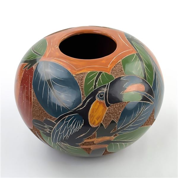 HAND CRAFTED SGRAFFITO STYLE ART POTTERY VASE