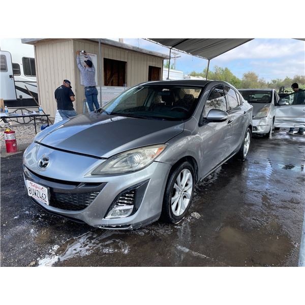 2010 MAZDA MAZDA3