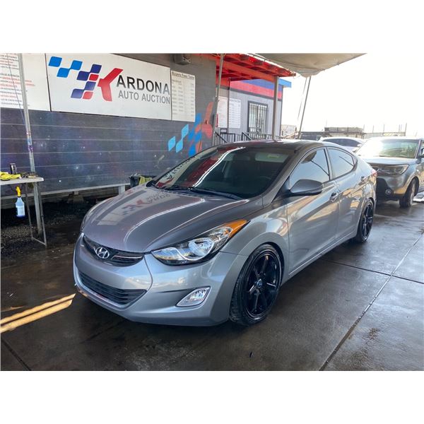 2013 HYUNDAI ELANTRA