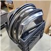 Image 2 : LOT OF SERVING TRAYS AND PLATTERS