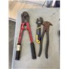 Image 2 : LOT OF TOOLS - HAMMER, HAND SAWS, PLIERS, ETC