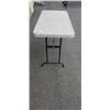Image 3 : 4' FOLDING TABLE