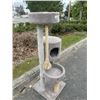 Image 2 : 5 FT TALL CAT CONDO