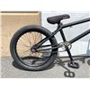 Image 2 : BLACK NO NAME BIKE