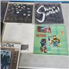 Image 2 : LOT OF 9 COLLECTIBLE ESTATE RECORDS