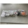 Image 1 : LOT OF ASSORTED JEWELLERY AND PINS